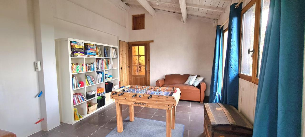 Villa Le Terrier maison de campagne 250 m2 grande capacité 20 couchages, 4500m2 de terrain à Saint-Pierre-du-Chemin Extérieur photo