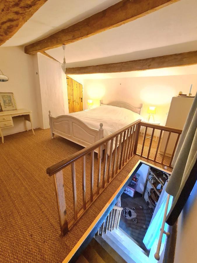 Villa Le Terrier maison de campagne 250 m2 grande capacité 20 couchages, 4500m2 de terrain à Saint-Pierre-du-Chemin Extérieur photo