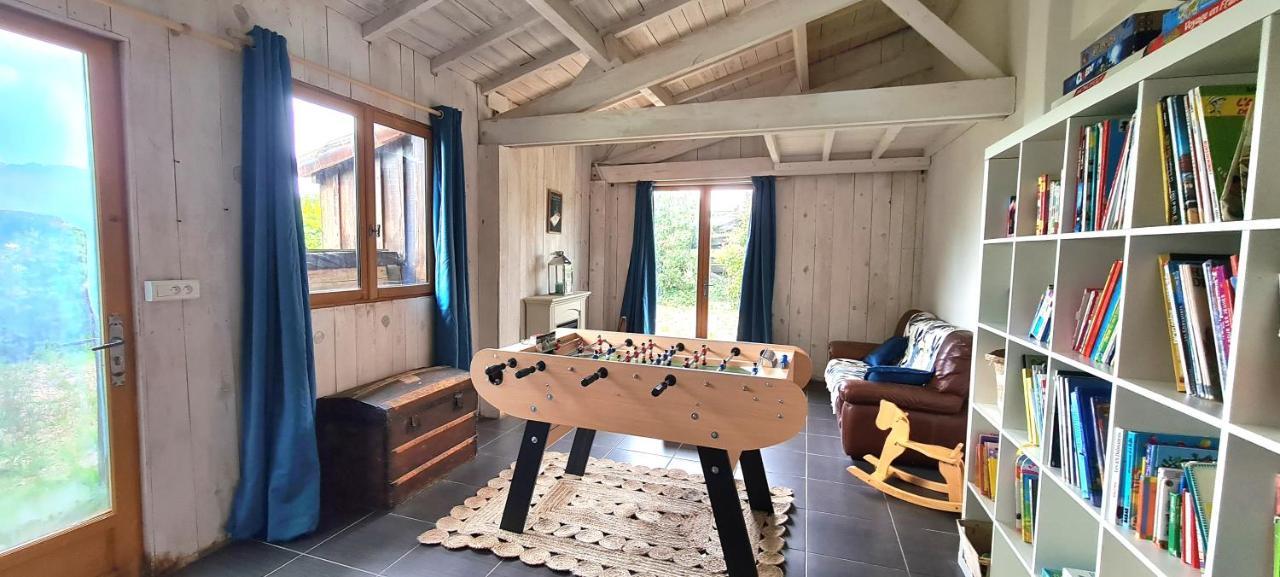 Villa Le Terrier maison de campagne 250 m2 grande capacité 20 couchages, 4500m2 de terrain à Saint-Pierre-du-Chemin Extérieur photo