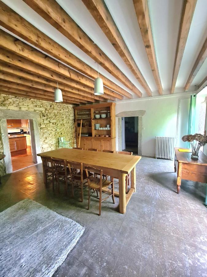 Villa Le Terrier maison de campagne 250 m2 grande capacité 20 couchages, 4500m2 de terrain à Saint-Pierre-du-Chemin Extérieur photo